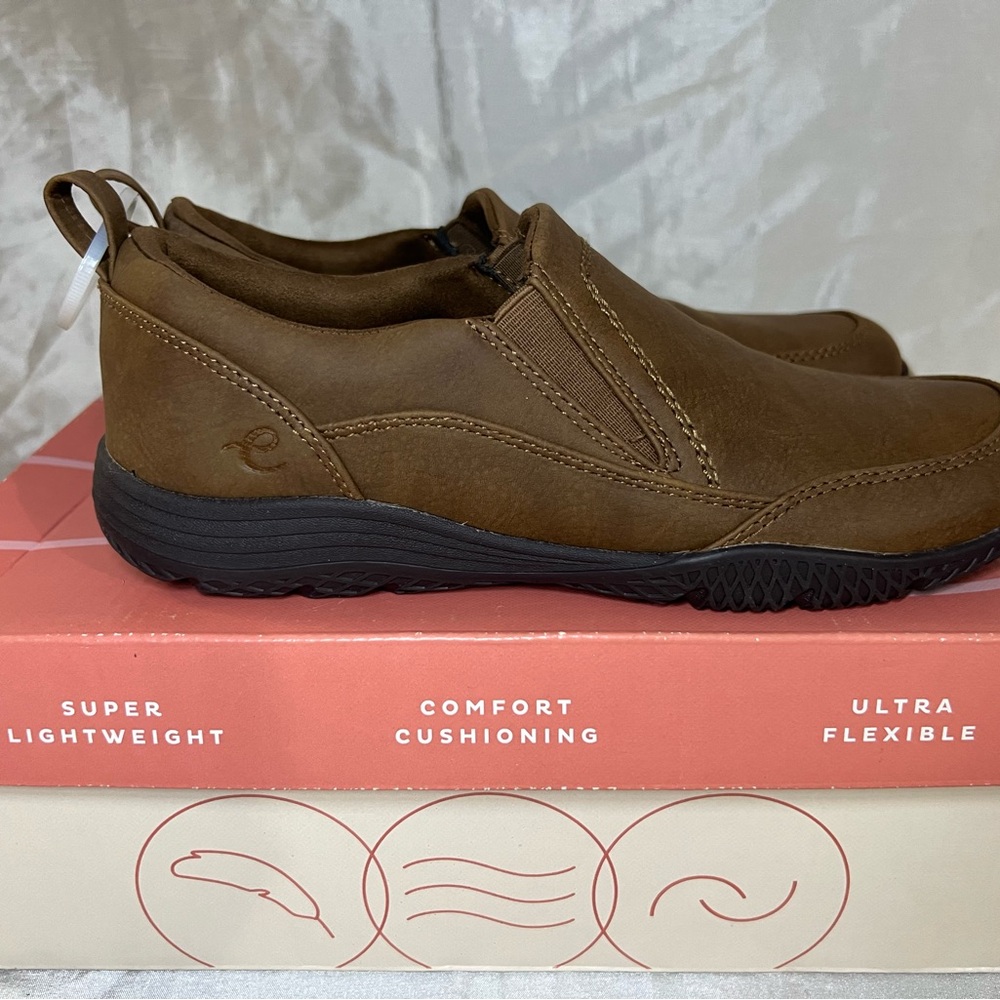 Easy Spirit Brown Comfort Slip On Loafers Women Size 7 New With Tags - Picture 10 of 11